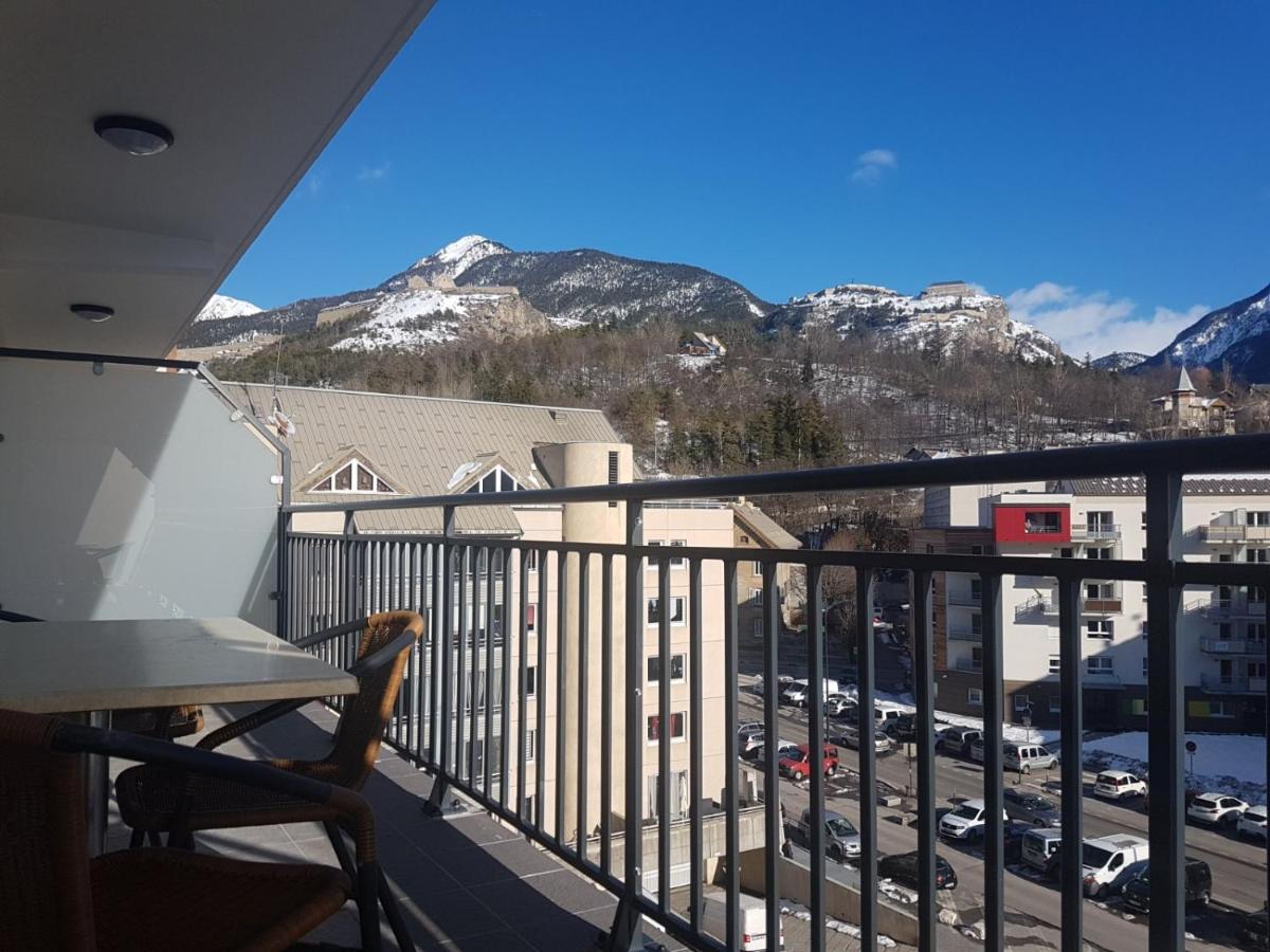Appartement Le Michel Ange Briançon Exteriör bild